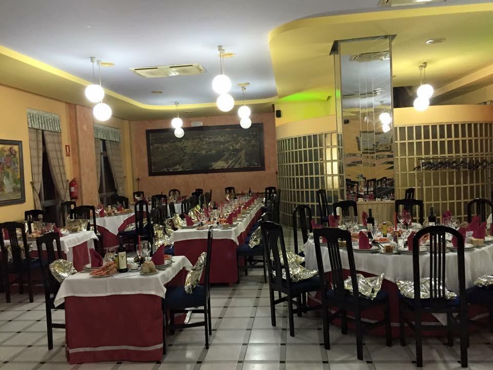 קארבאינו Hotel Restaurante Derby מראה חיצוני תמונה